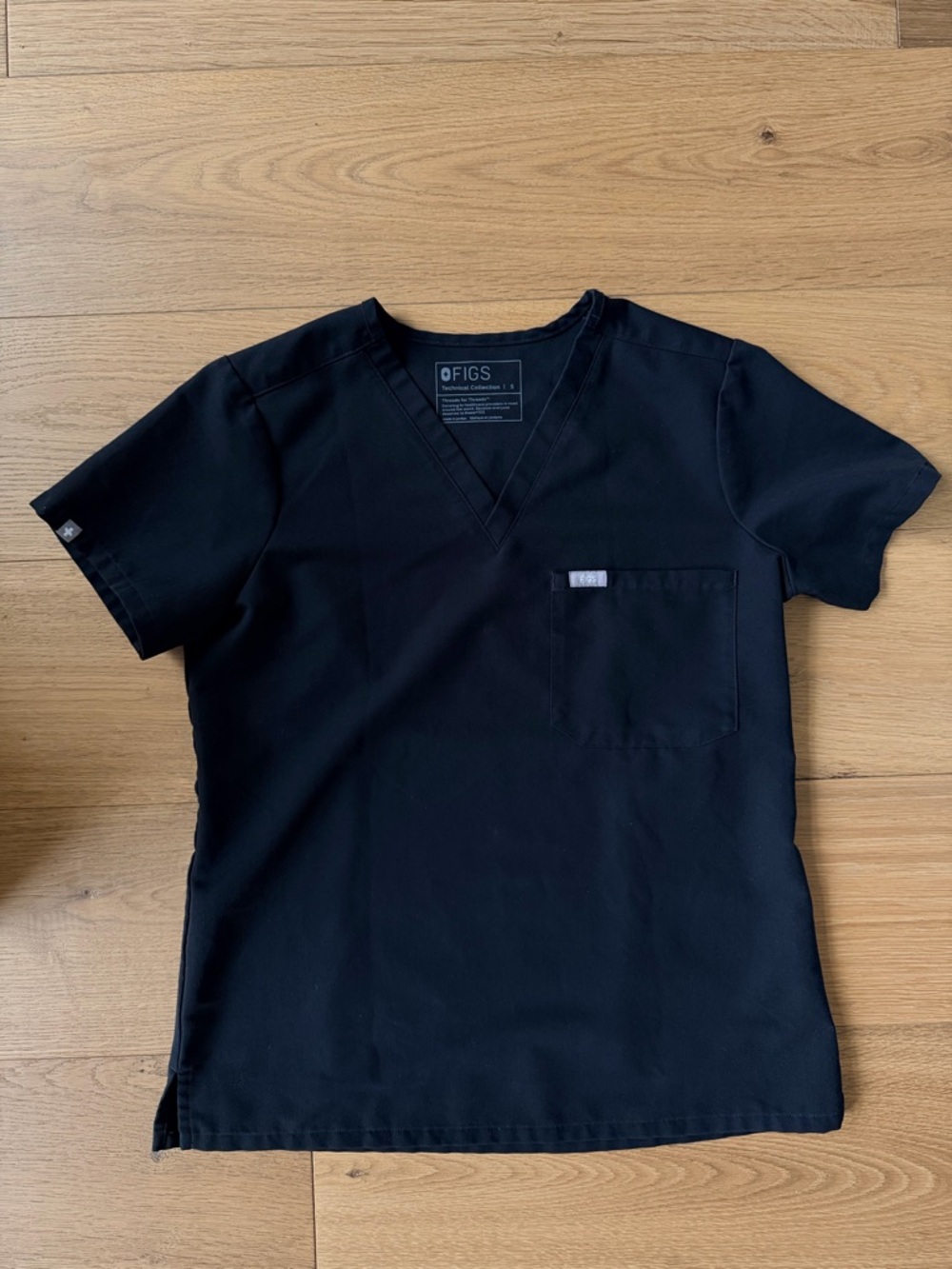 Figs Scrub Top Small Black Scrubs